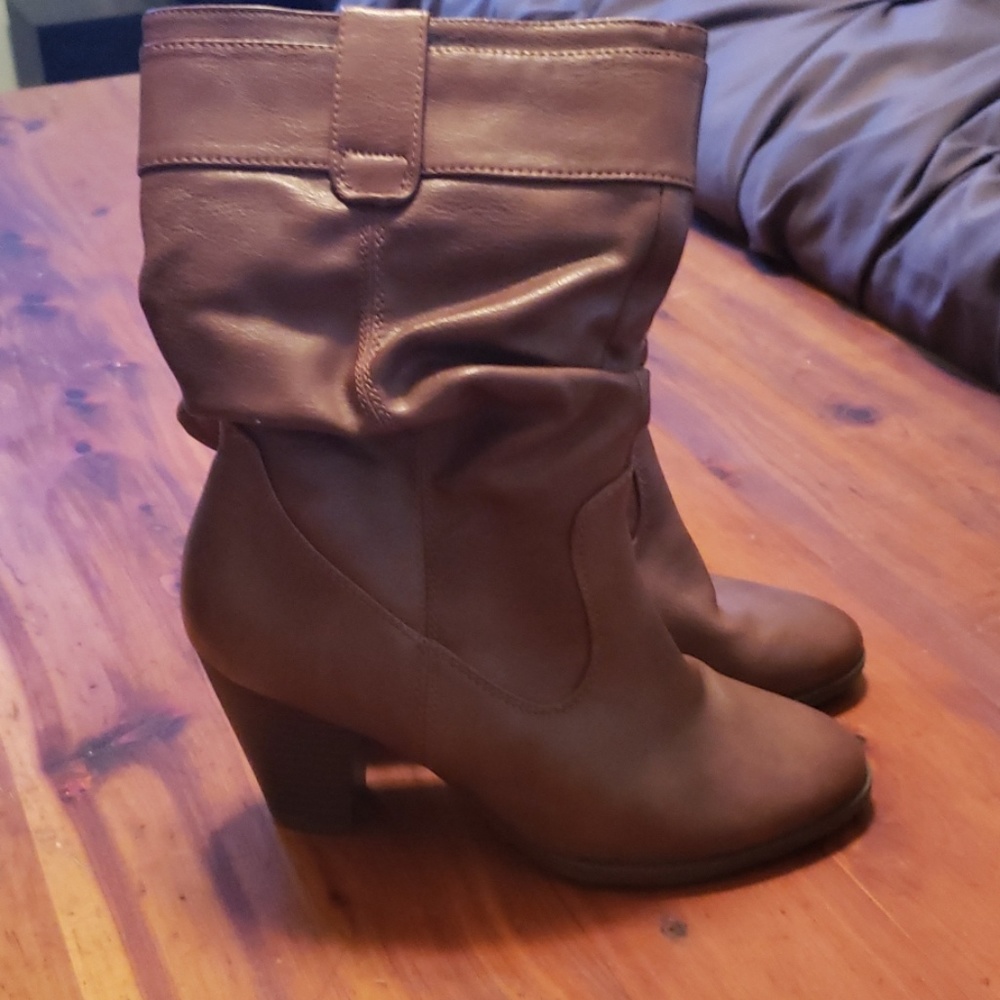 Brown boots